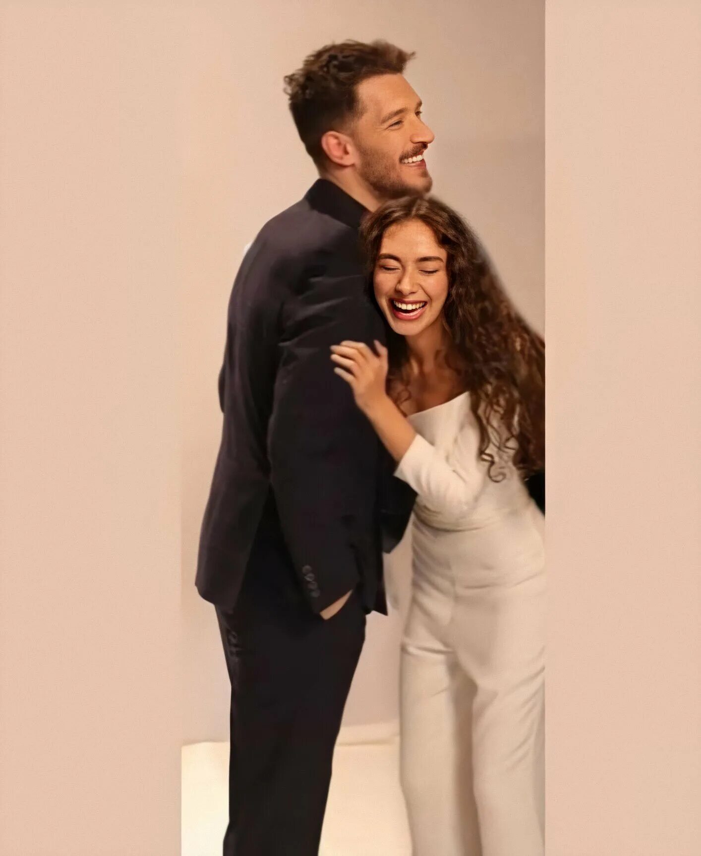 Неслихан атагюль в сериале дочь посла. Неслихан атагюль дочь посла. Неслихан атагюль в сериале дочь посла. Дочь посла куда делась наре. Дочь неслихан атагюль.