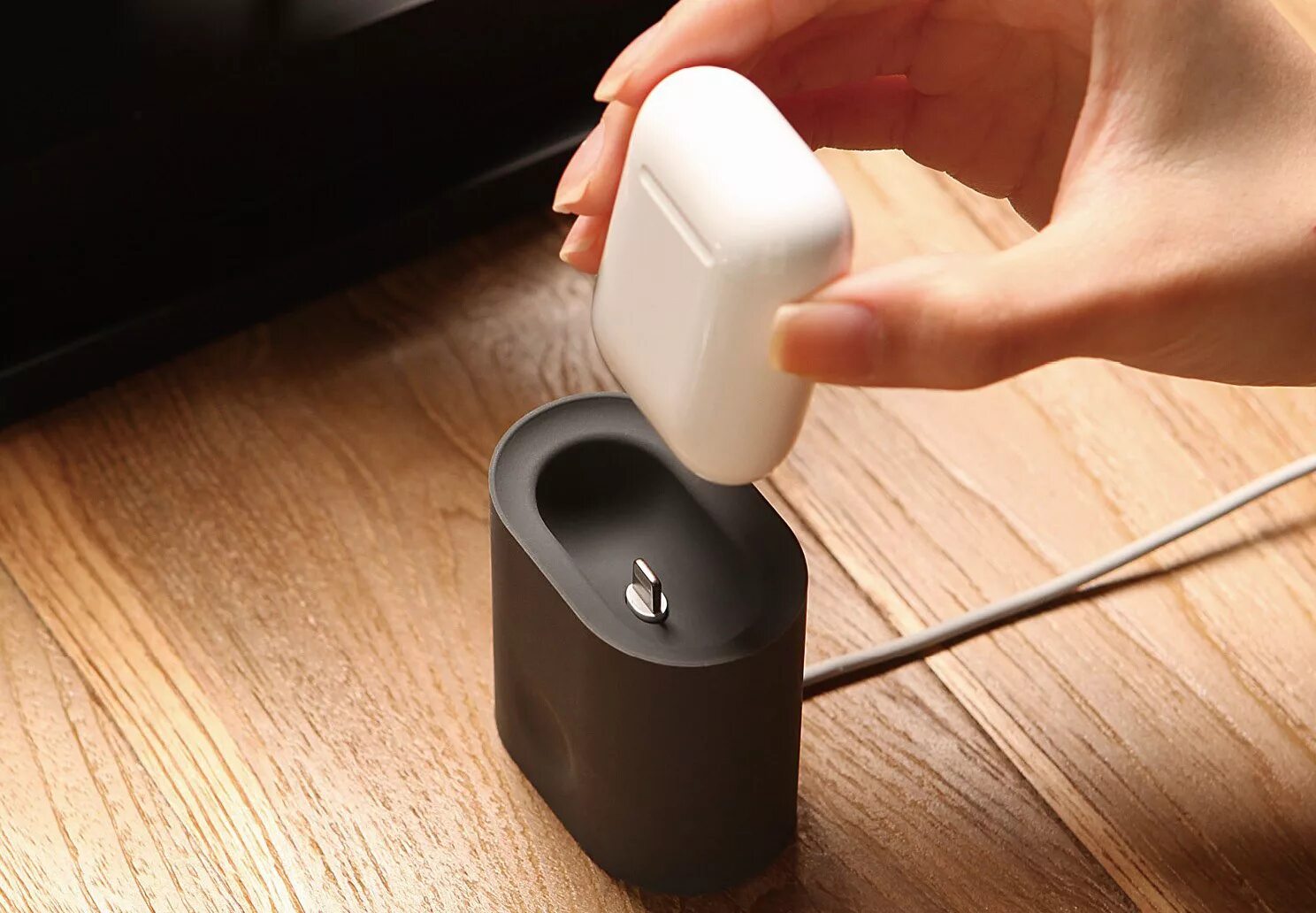 AIRPODS 3 зарядка. Зарядка аирподс Pro. Док-станция Elago для AIRPODS Charging Station White. AIRPODS Pro 2 зарядка.