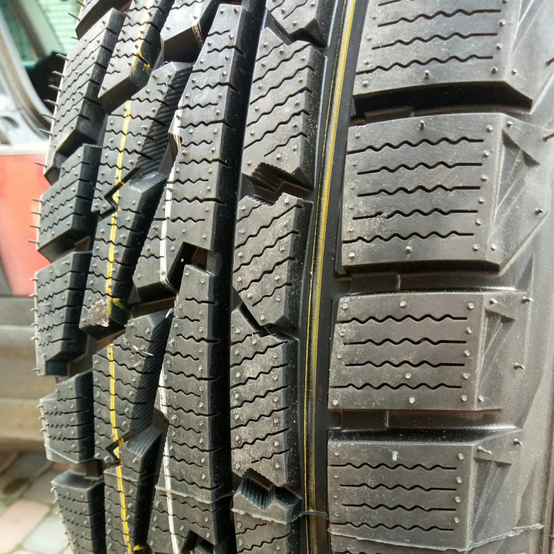 Zplus. Шины Premiorri VIAMAGGIORE Z Plus. Rosava Premiorri VIAMAGGIORE Z Plus. R16 205/60 92h Premiorri VIAMAGGIORE Z Plus. Premiorri-VIAMAGGIORE Z Plus 215/60r17 96h (2).