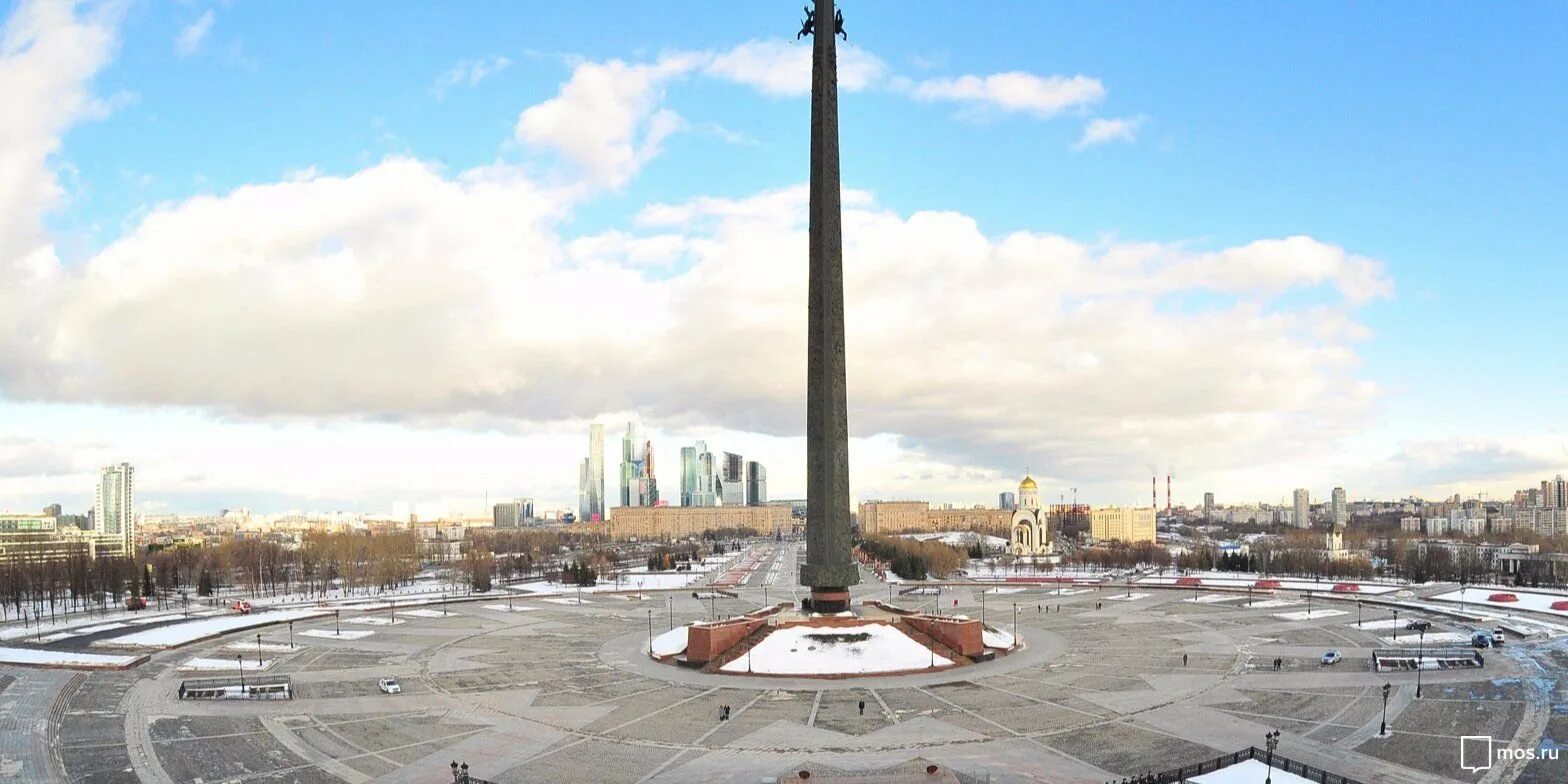 Парк Победы Москва монумент Победы. Обелиск на Поклонной горе в Москве. Поклонная гора в Москве памятник. Памятник победы на горе