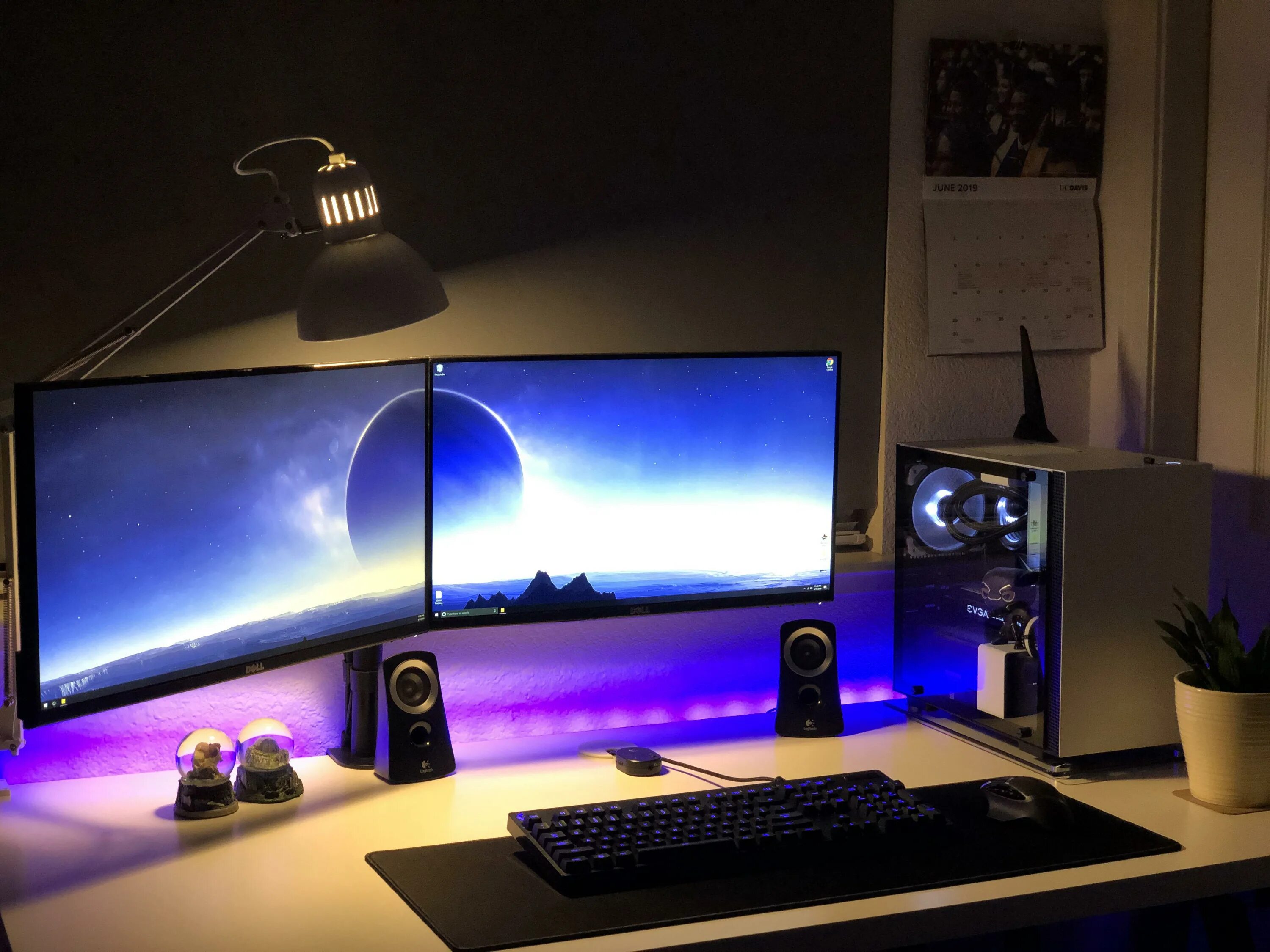 PC Setup монитор 32 дюйма. ПК Setup 2 монитора. Красивый монитор. Красивый монитор для компьютера