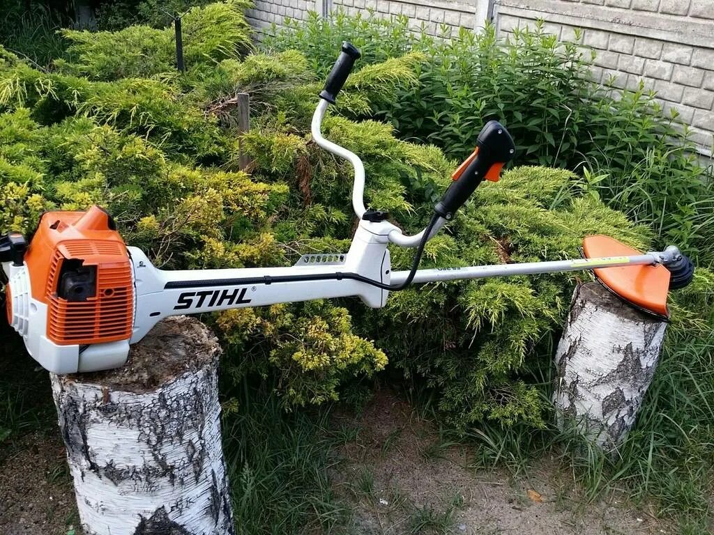 Кусторез штиль fs. Stihl FS 350. Бензокусторез Stihl FS 350. Shtil 350 триммер. Триммер Stihl FS 350.