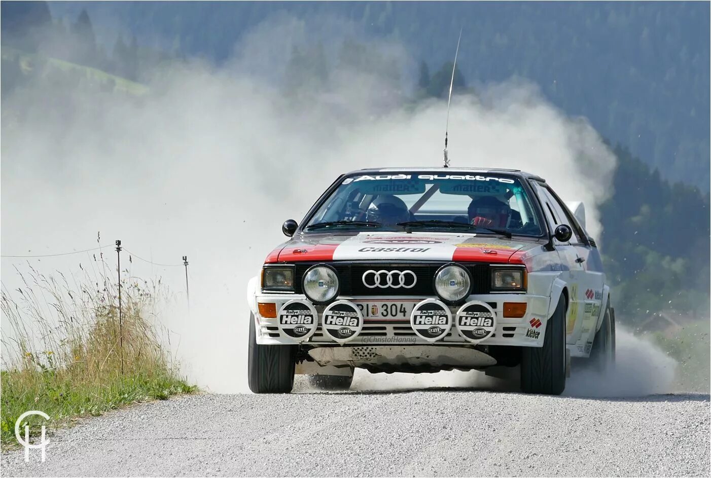 Через ралли. Audi quattro s1 Rally Group b. Audi quattro s1 ралли. Ауди кватро ралли. Audi Sport quattro.