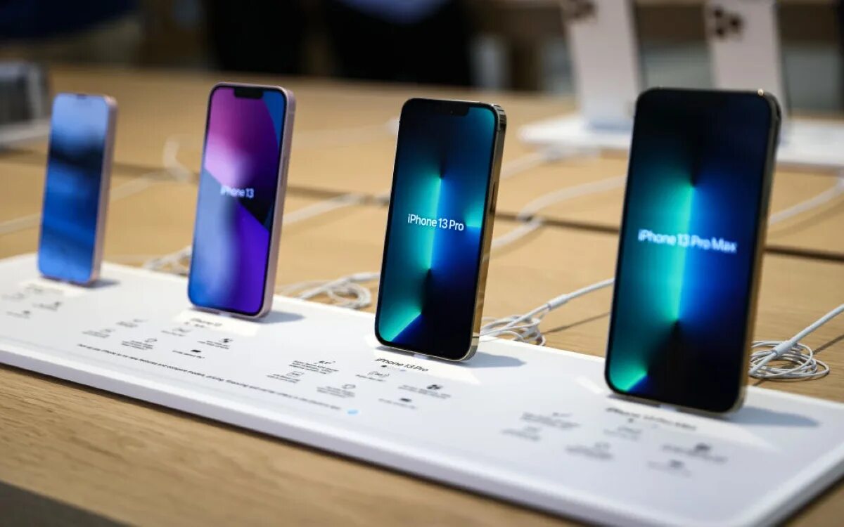 Самые популярные смартфоны в 2025 году. Смартфоны 2025 года. xiaomi 2025 года. самый лучший смартфон 2025 года. топовые смартфоны 2025.