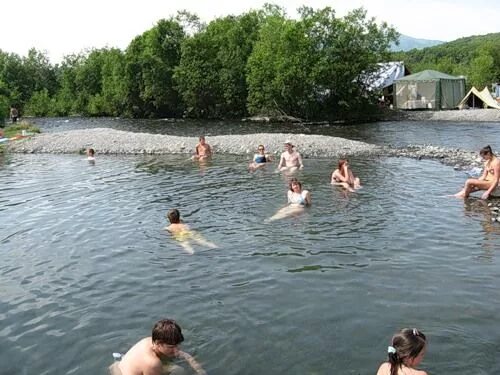 Горячий ключ источники для купания термальные. Малкинские термальные источники. Горячий ключ места для купания. Места для купания в горячем Ключе.