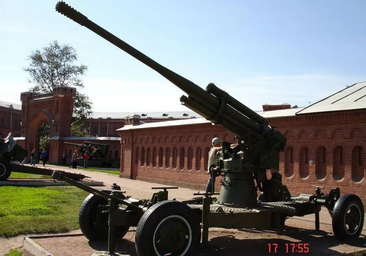 52к пушка зенитная 85-мм Советская. 85мм зенитная пушка 52-к. Зенитное орудие 85 мм 52-к. 52 К зенитка.