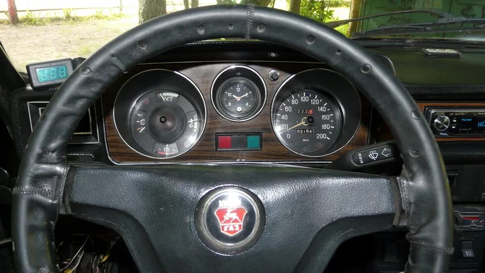 щиток приборов газ 2410. панель автомобиля приборы управления. сигнализирующие контрольно-измерительные приборы автомобиля. автомобильный контрольно измерительные приборы. контрольно измерительные приборы машин.