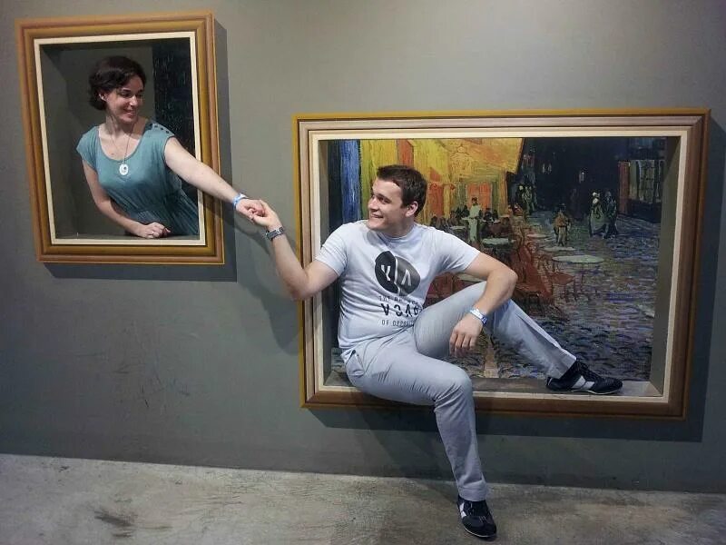 музей где картины оживают спб. реклама музея картина ожила. музей где картины оживают спб. выставка живые сны сальвадора дали. картина в музее.