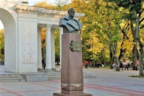 Памятники краснодарского