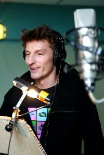 Пол секретный материальчик кто озвучивал пола