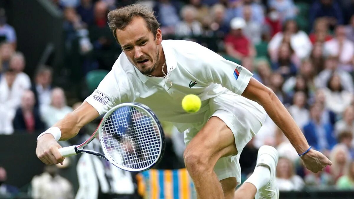 Теннис уимблдон корт. Теннис на английском. Доминик тим теннис. Wimbledon теннис презентация. Большой теннис уимблдон.