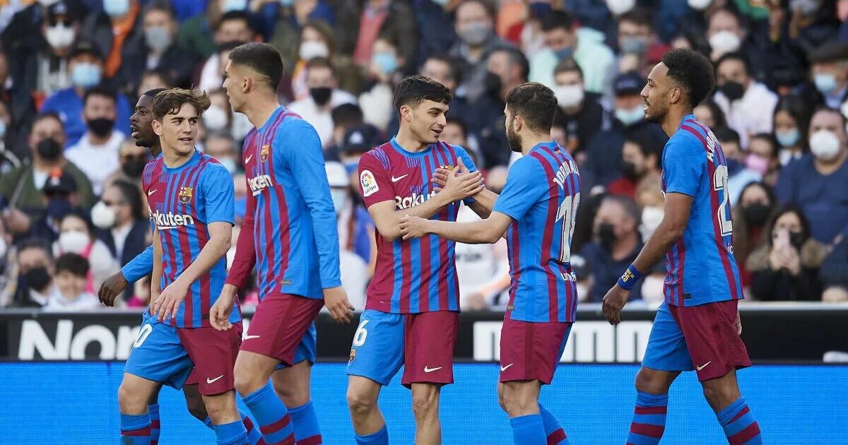Левандовски 2022 барселона. Жюль кунде 2023 барселона. Barcelona 2022. Фк барселона 2023. Форма барселоны 2022-2023.