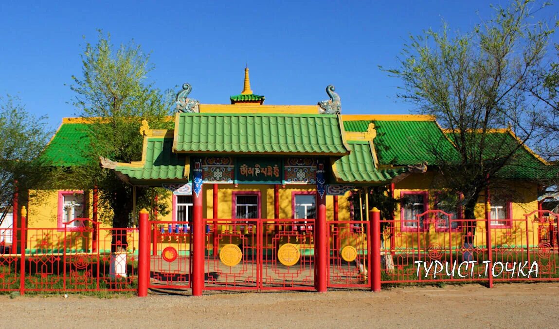 Поселок яшкуль республика калмыкия. Поселок яшкуль калмыкия. Калмыкия яшкульский. Элиста яшкуль. Поселок яшкуль республика калмыкия.