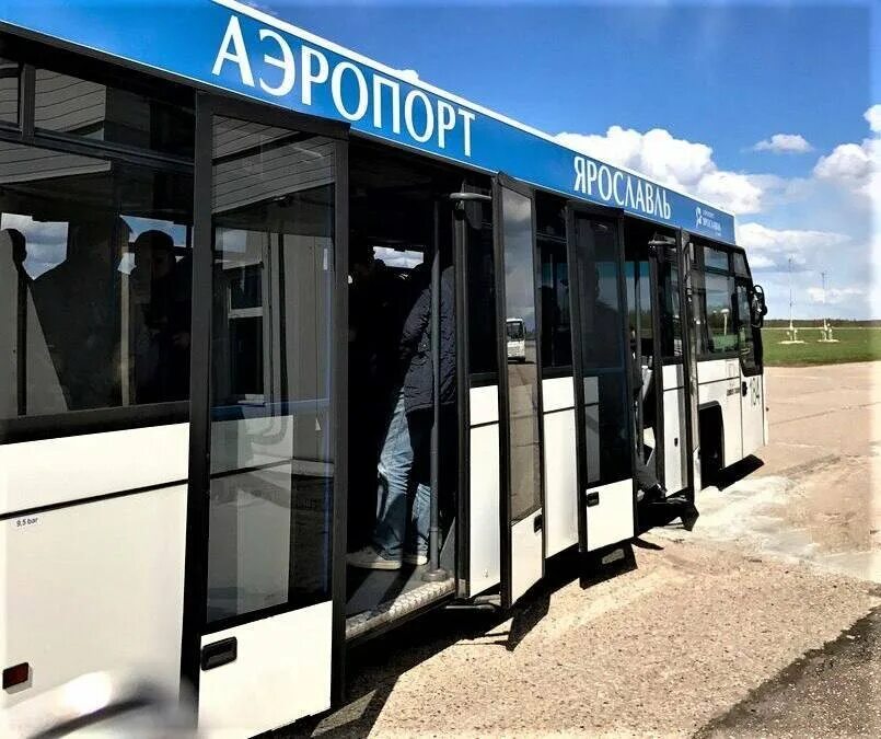 Аэропорт туношна 2007 год. Автовокзал аэропорт туношна. Аэропорт туношна ярославль 2022. Туношна аэровокзал. Спорткомплекс туношна ярославль.