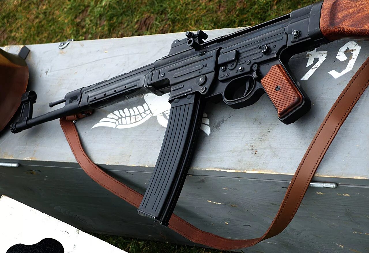 Автомат stg 44. Штурмовая винтовка stg-44. Стг-44 автомат. Оружие stg44. Штурм гевер.