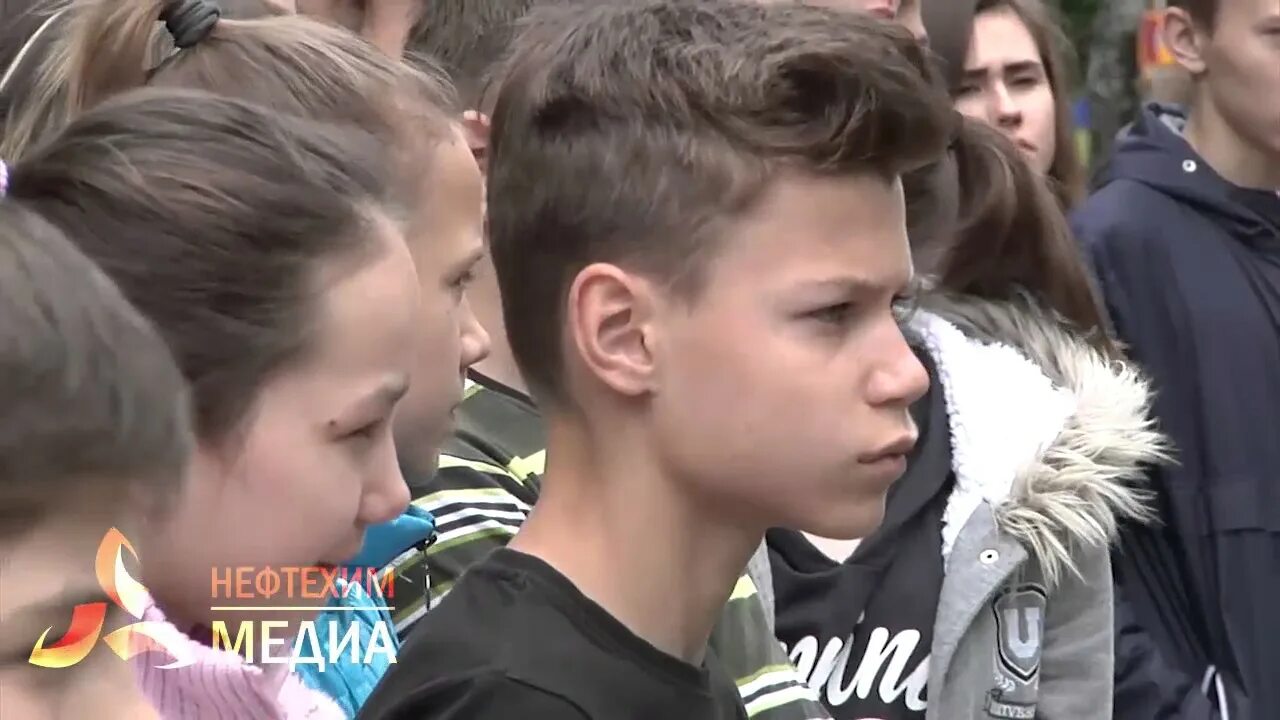 1494 школа классы. Юность тм. Юность телеканал. Юность телеканал. Юность телеканал.