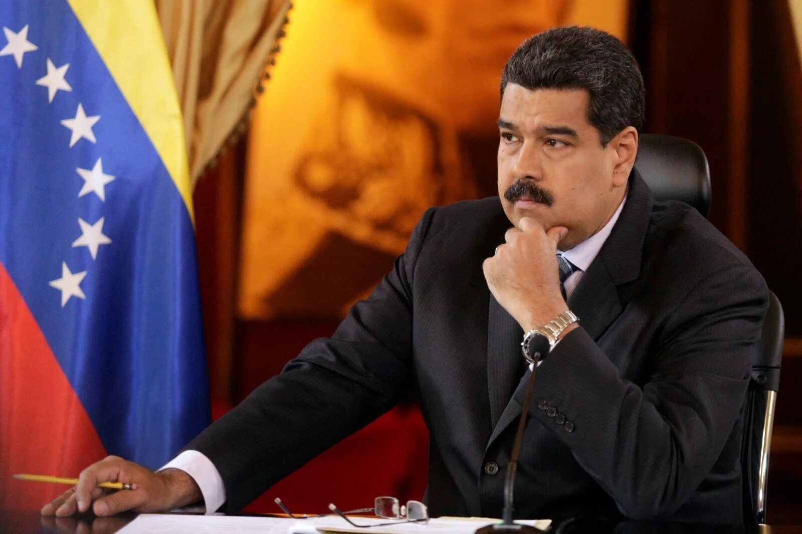 Николас мадуро морос. Николас мадуро. Педро санчес и мадуро. Maduro venezuela. Николас мадуро.