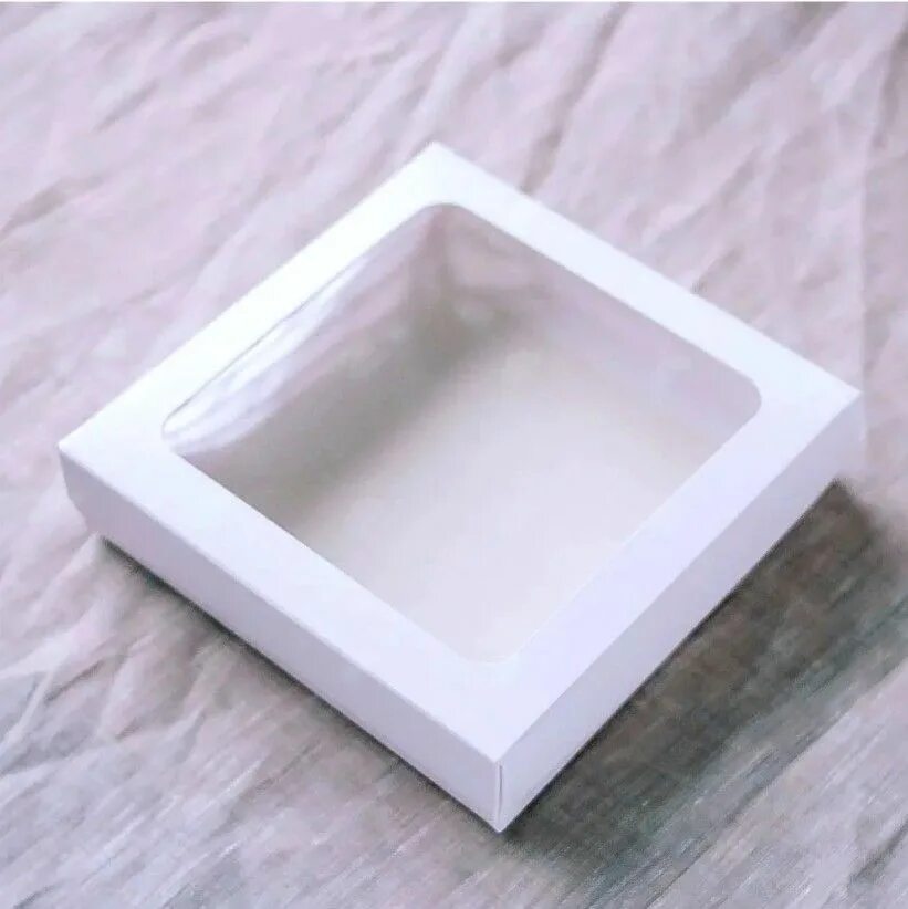 Коробка 20 20 6. Коробка белая с прозрачной крышкой 15х15. Коробка 20х12х4 белая с окном. 25х18х6cm коробка с окном белая. Коробка для пряников 15*15*3см(окно восемь).