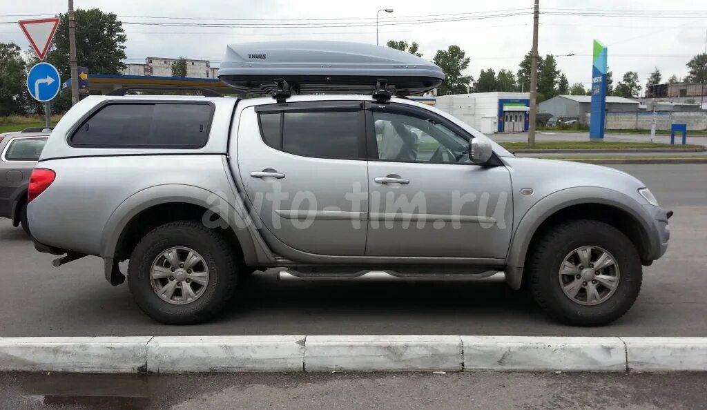 Мицубиси л200 багажник. Mitsubishi l200 с закрытым багажником. митсубиси л200 багажник. mitsubishi l200 экспедиционный.