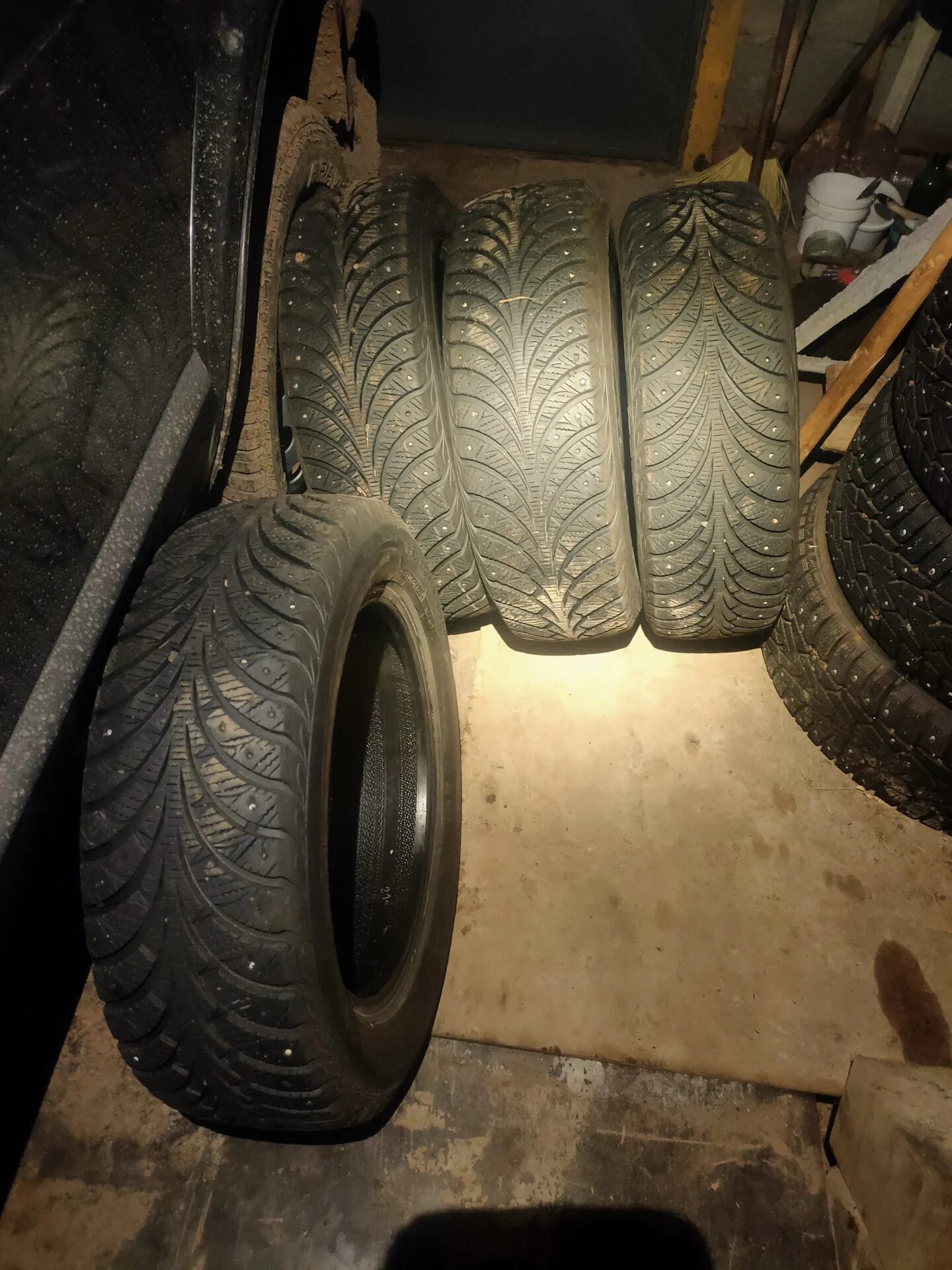 185 60 r15 зимняя. Кордиант сноу кросс 18560 r15. шина зимняя 14 185 60 корея. зимняя резина кордиант r15 18560 отзывы.