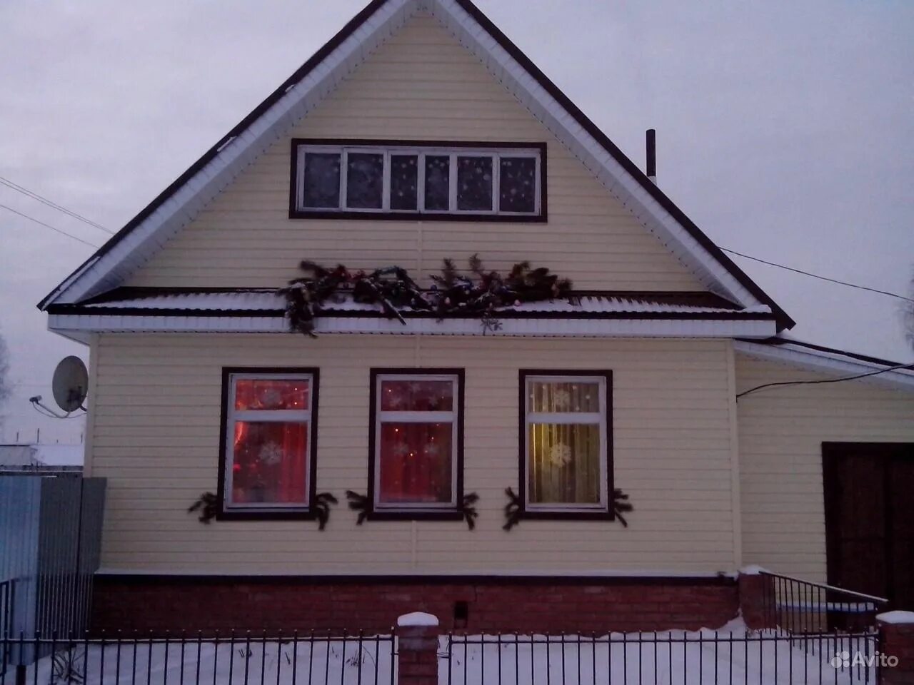 Дом в городе чайковский. Бульвар текстильщиков 5 чайковский. Расселение аварийных домов чайковский. Сиреневый бульвар 5 чайковский. Жители чайковский.