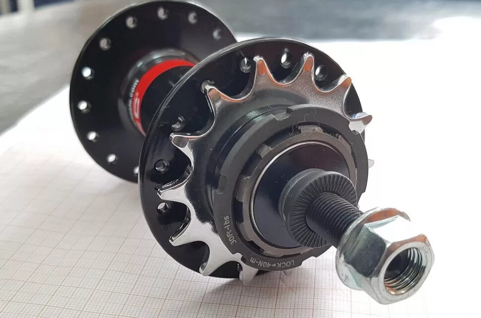 Втулка трещетка. Novatec d256sbt single speed. задняя втулка 32h nutted. втулка задняя specialized sp 1342 oa.