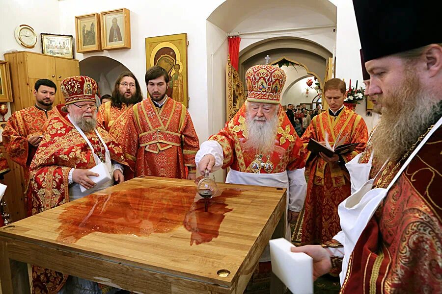 служба в храме клина. служба в храме клина. служба в храме клина. скорбященская церковь клин отец михаил. служба в храме клина.