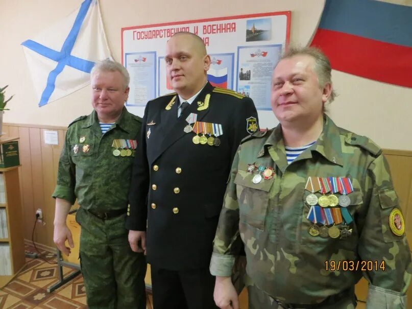 Игорь дрягилев 90 суток. Девяносто суток. Игорь дрягилев - 90 суток живой. Игорь дрягилев десант. Вновь ребят зовёт дорога 90 суток.