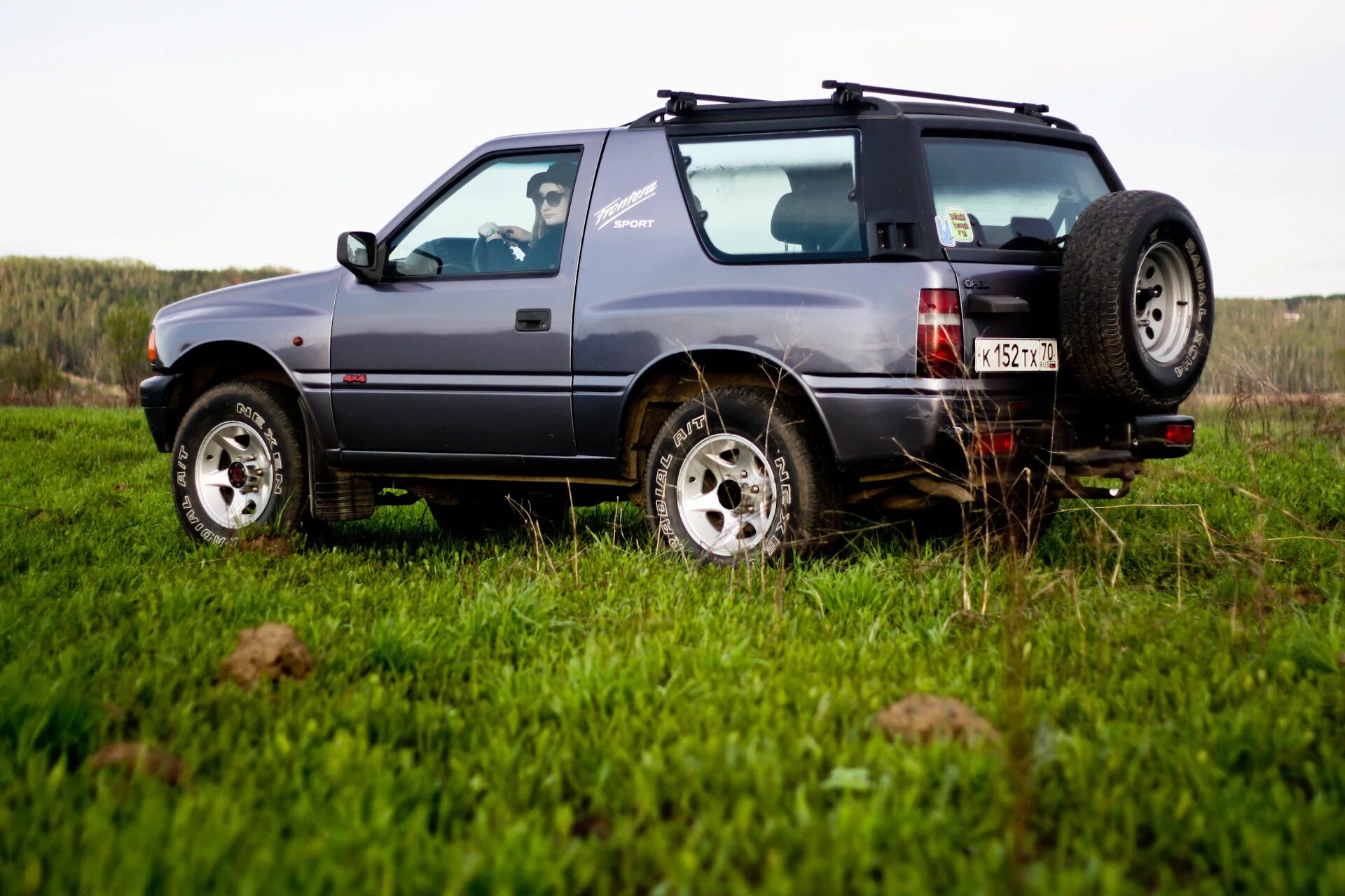 Opel полный привод. Opel Frontera Sport. Opel Frontera Sport 1992. Opel Frontera 3 двери. Опель Фронтера спорт 3 дверный.