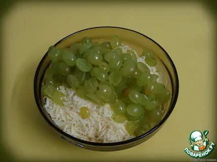 Куриные грудки с виноградом