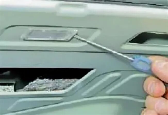 Как поменять лампочку освещения багажника Подсветка багажника Hyundai Accent (2G), 1,5 л, 2006 года тюнинг DRIVE2