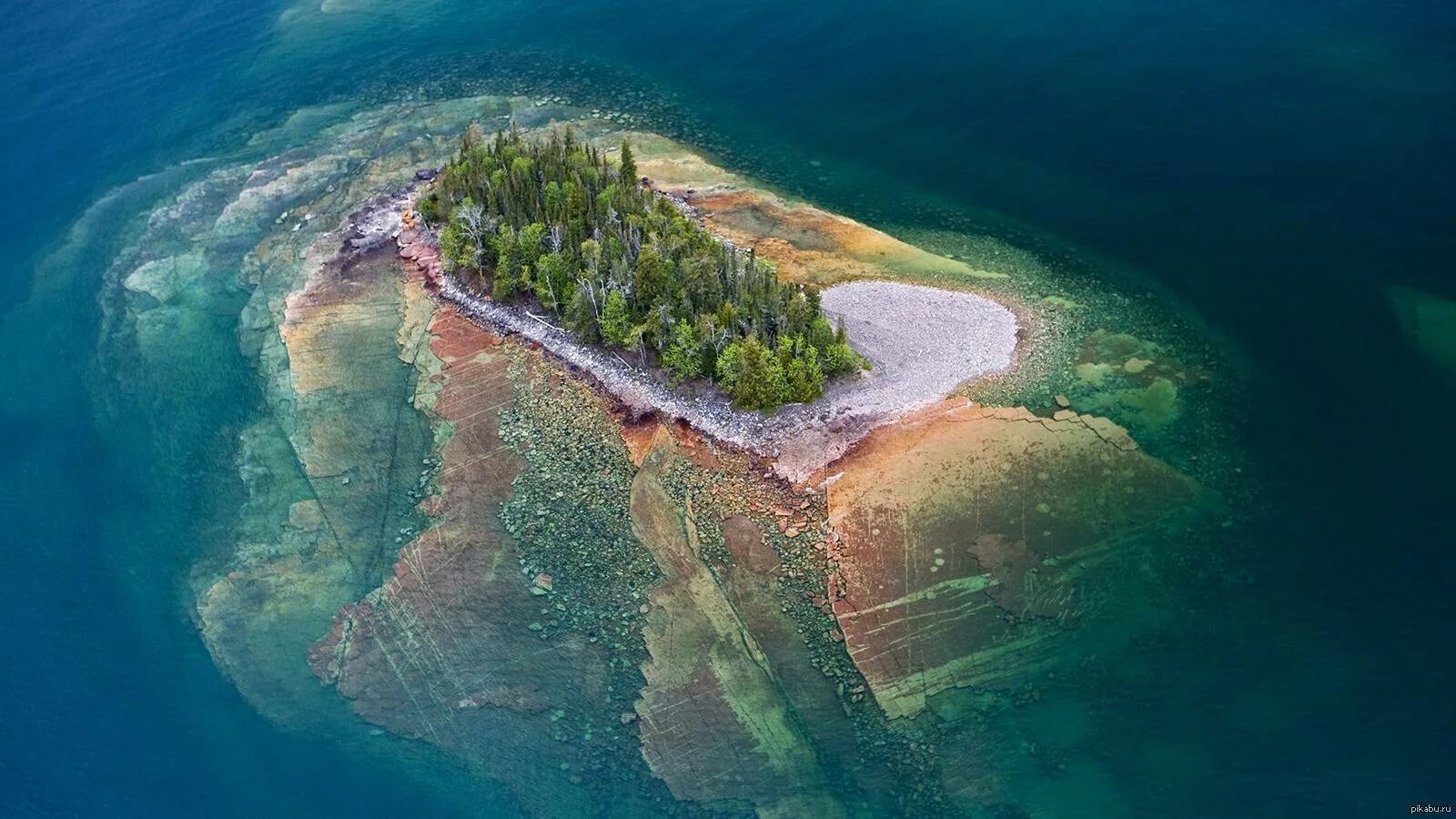 Остров Акимиски Канада. Необычные острова. Красивые необычные острова. Остров в океане. Самый большой географический объект в мире