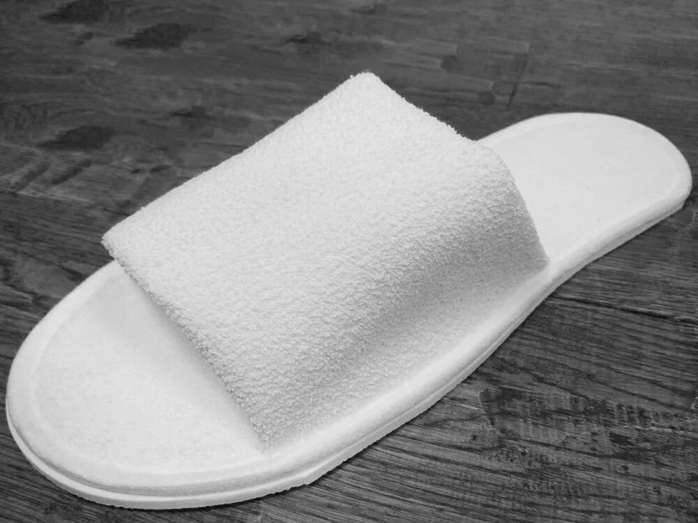 Омико одноразовые тапочки. Тапочки гостиничные одноразовые. Тапочки махровые одноразовые. Тапочки для гостиниц. Омико одноразовые тапочки.