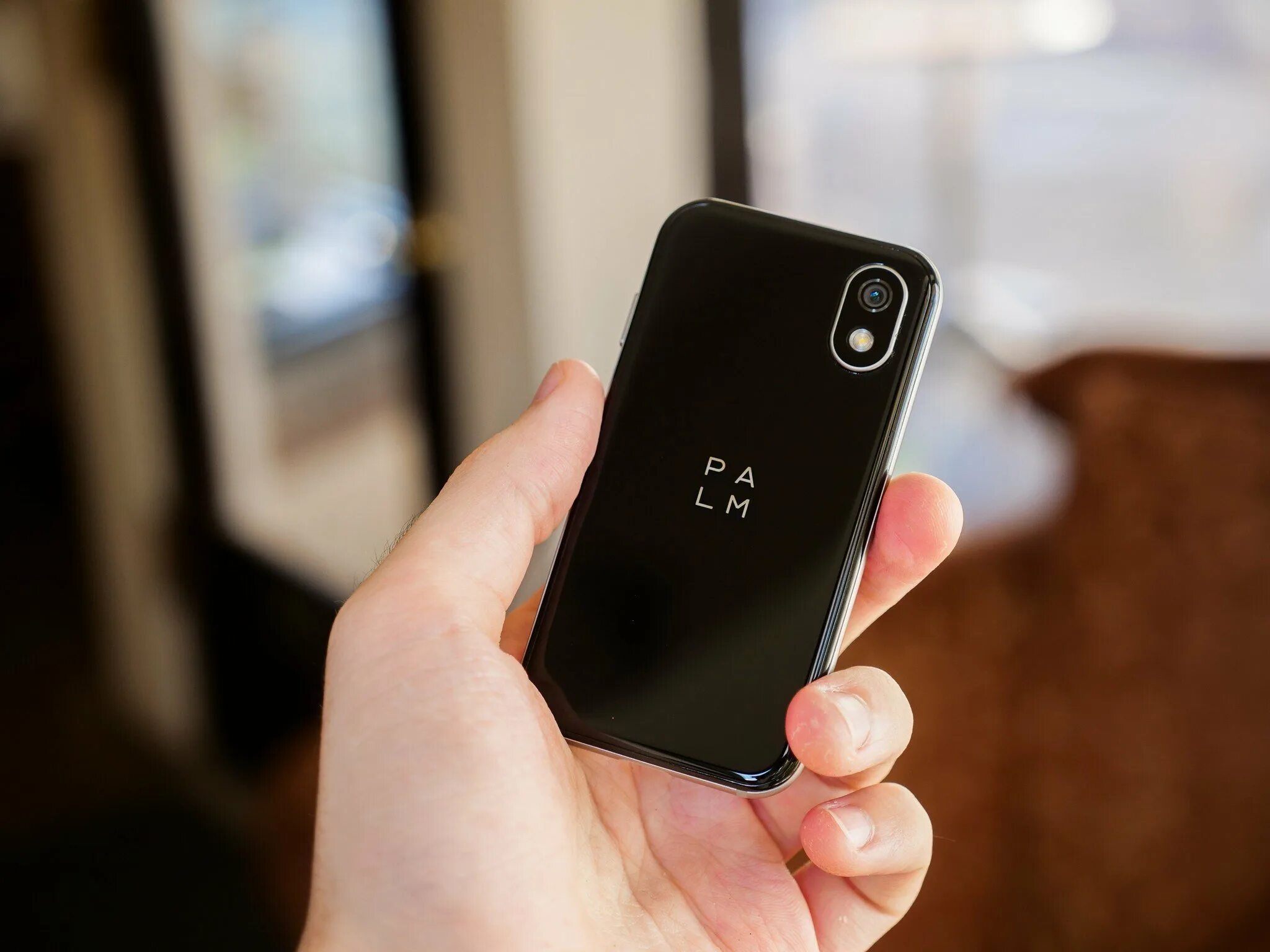 Небольшие смартфоны 2025. Palm 2025 смартфон. смартфоны palm 2025. palm 2019. palm phone nfc.