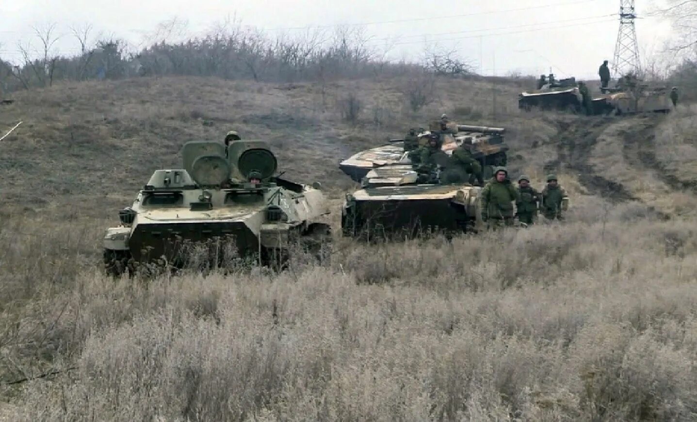 Российские войска на Украине. Подбитые украинские танки. Военные действия на Украине. Российские танки на Украине.