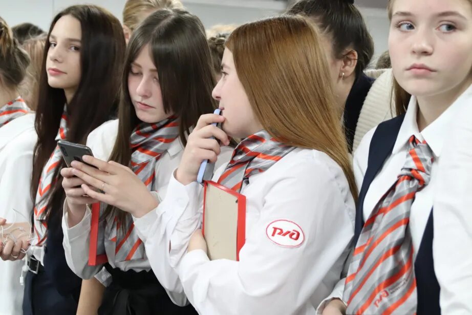 Лицей 12 донецк. Ржд лицей 8. Ржд лицей омск. Железнодорожный лицей 36 иркутск. Лицей 14 логотип.