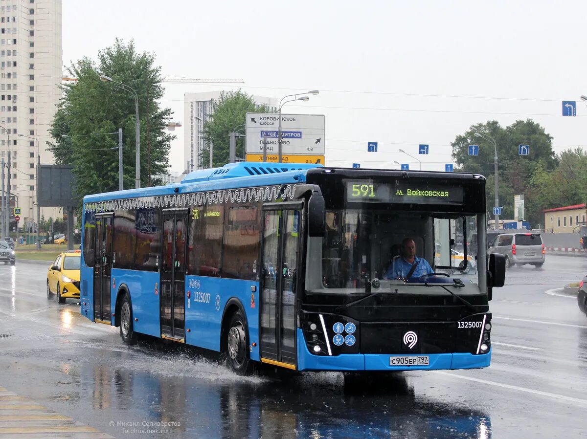 Автобус лиаз 5292 65. Автобус 591 москва. Лиаз 5292. Автобус 591 москва. Лиаз 5292.