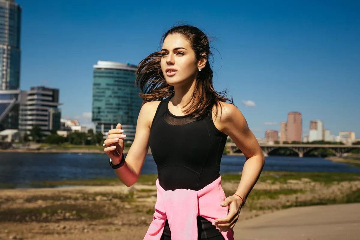 екатеринбург телефон женщин. незамужние девушки екатеринбург. красивые женщины за 30. екатеринбург телефон женщин. тагила девушка.