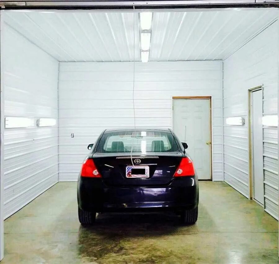 как сделать свет в гараже. освещение в гараже. гараж обустройство освещение. яркое освещение в гараже. как сделать свет в гараже.