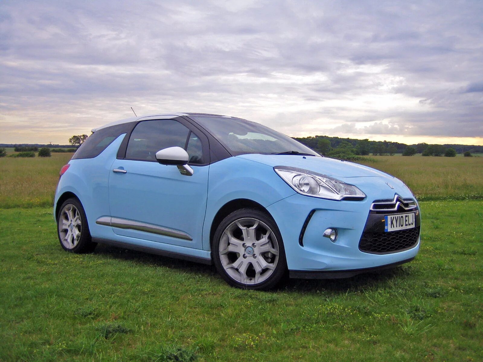 Citroen ds4 2013. Citroen цвета. Citroen ds4. Citroen ds4. Citroen цвета.