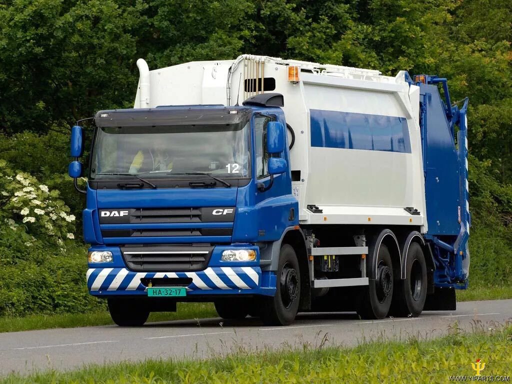 Daf cf. Daf cf75. daf 75.250. даф 75 cf. daf cf 75 6x2.