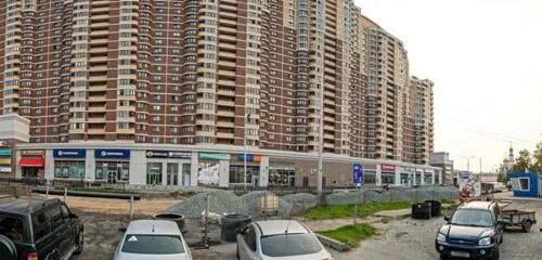 Ул мелик карамова 28/1. Мелик карамова 4 2 сургут. Жк возрождение сургут. Корона ул. Мелик карамова 4 2 сургут.