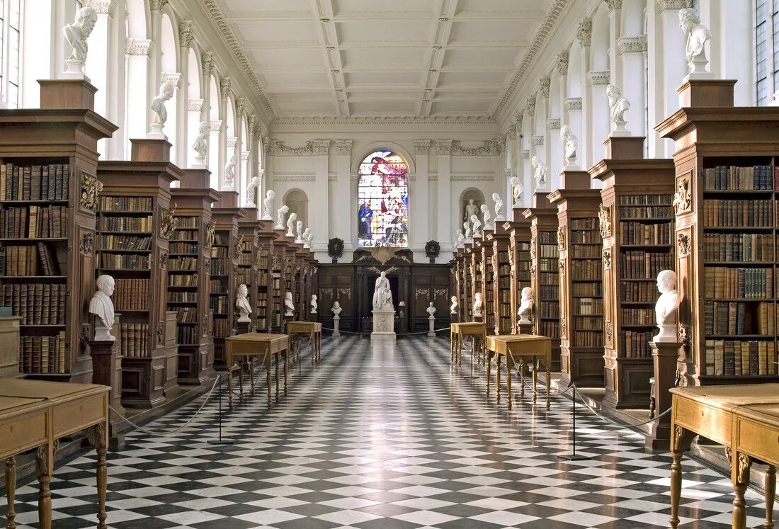 Библиотека Тринити-колледжа в Кембридже. Тринити-колледж (Кембридж) внутри. Кембридж университет библиотека. Кембридж Англия университет внутри. College library