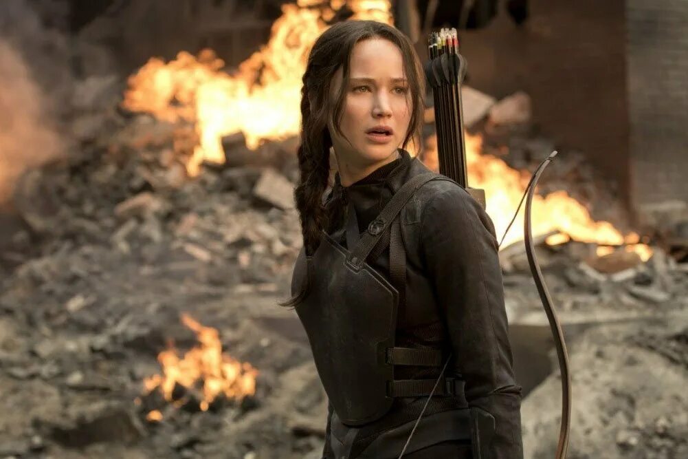 Песня из голодных игр are you. Дженнифер лоуренс голодные игры 1. дженнифер лоуренс из фильма голодные игры. фильм голодные игры-1 2012 дженнифер лоуренс. лоуренс дженнифер голодные игры подбородки.