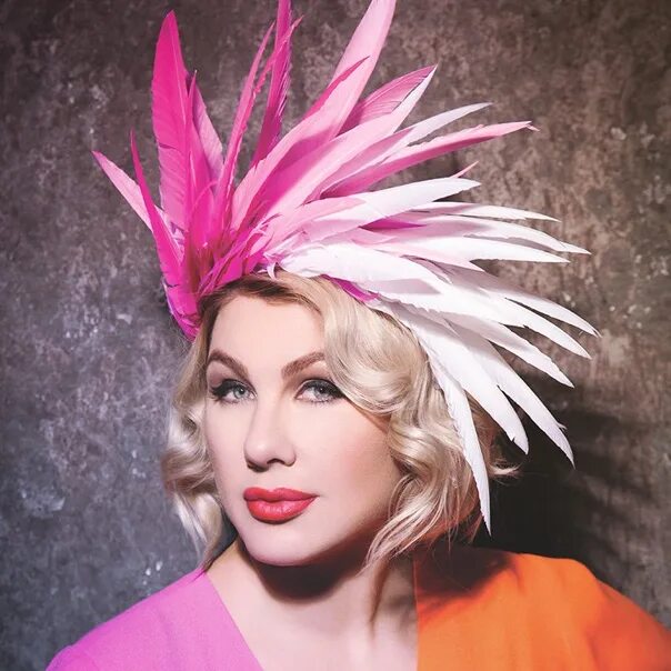 Eve Polna: "I look at Adele and I feel like Marya Petrovna" Lifestyle Seldon New