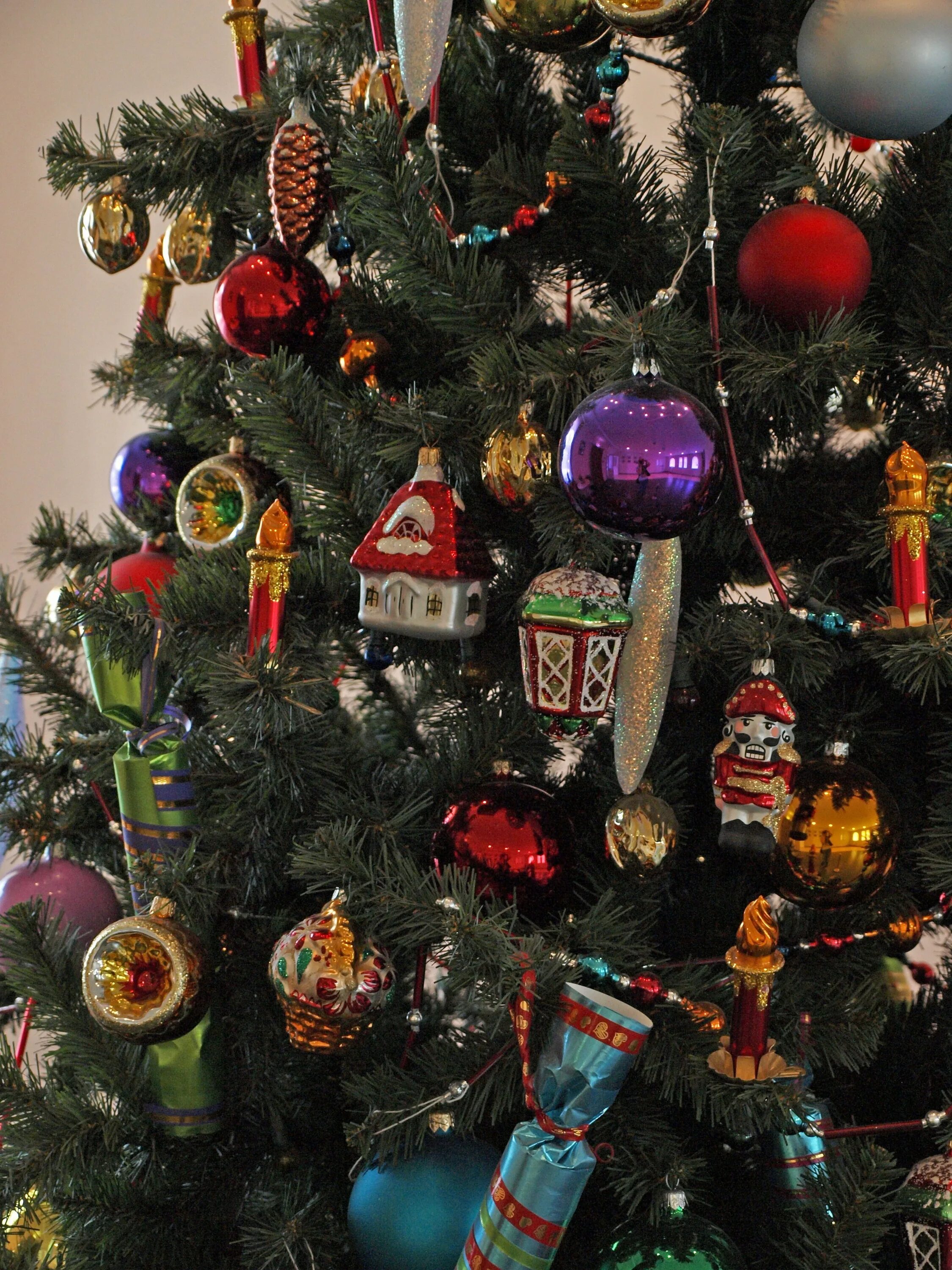 Елка с игрушками. Новогодние елки и игрушки. Наряжаем елку. Украшение елки в Советском стиле. Советскую елочку