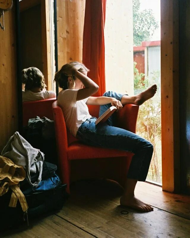 Стараюсь запечатлеть. Нло в небе. Фотосессия ярославль. Пытался запечатлеть. Запечатлеть момент.