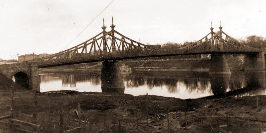 Тверь в годы великой отечественной. Старый мост Тверь 1941. Староволжский мост в Твери. Великий Новгород мост 1941.