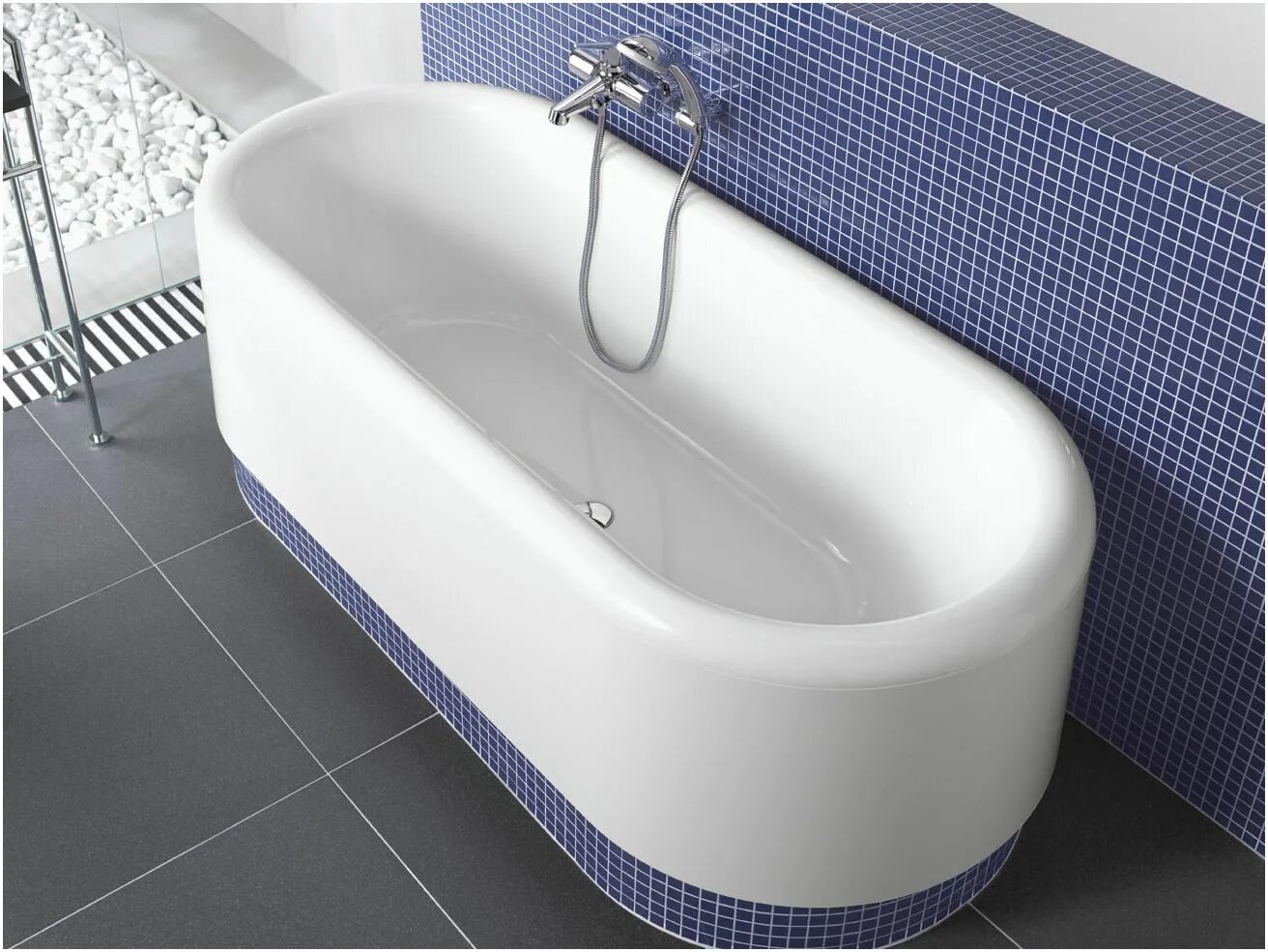 Виды ванной. Квариловая ванна Villeroy. Квариловая ванна Villeroy Boch. Ванна Villeroy & Boch Nexus ubq180neu7v-96 кварил. Villeroy and Boch Nexus ванна.