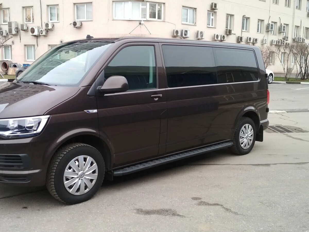 Фольксваген Каравелла Лонг. Volkswagen Caravelle long новый. Volkswagen Caravelle long 2010. Коричневый VW t6.